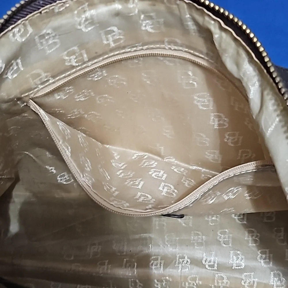 Purse - Picture 9 of 9